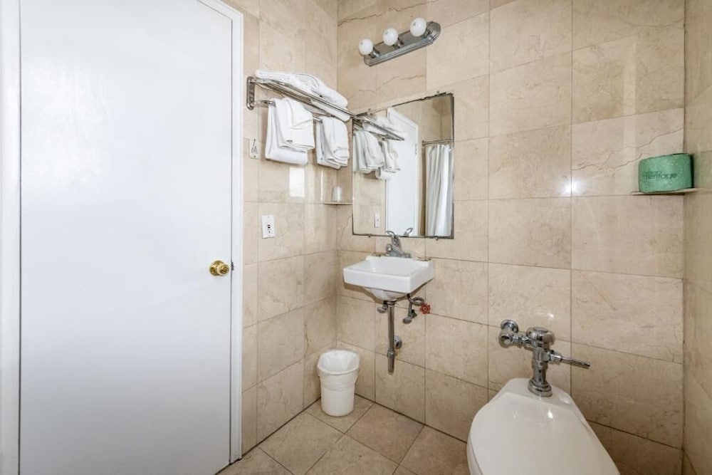 Ocean Beach Suites - photo 16