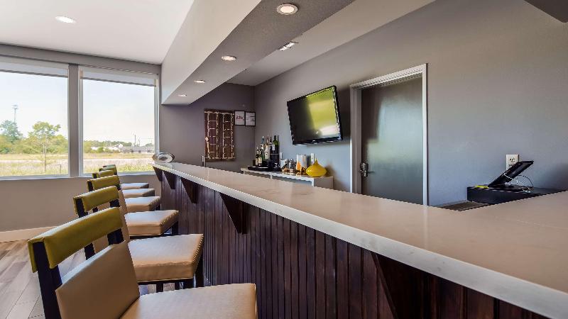 Best Western Plus Executive Residency Ascension Hotel - photo 85