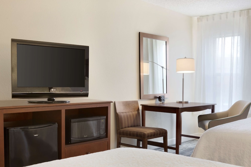 Hampton Inn Fort Worth Southwest Cityview - photo 20