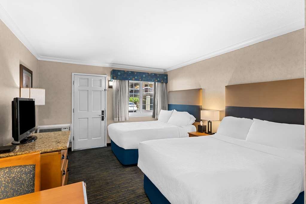 Best Western University Lodge - photo 17