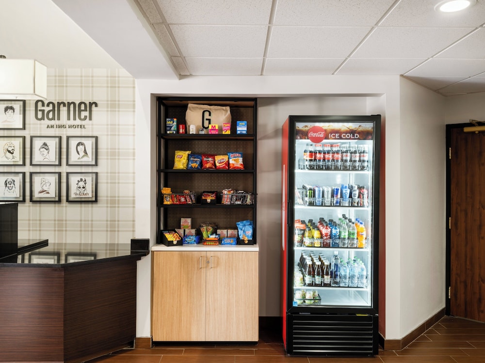 Garner Hotel Topeka West by IHG - photo 25