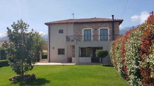 Villa Magoula — 4-Star Luxury Hotel in Sparti, Greece