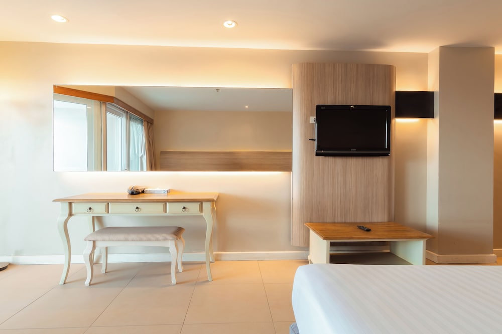 Sandy Spring Hotel — Pattaya — photo 5