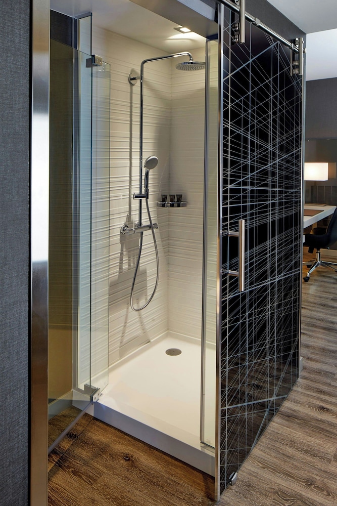 AC Hotel by Marriott Seattle Bellevue Downtown - photo 21