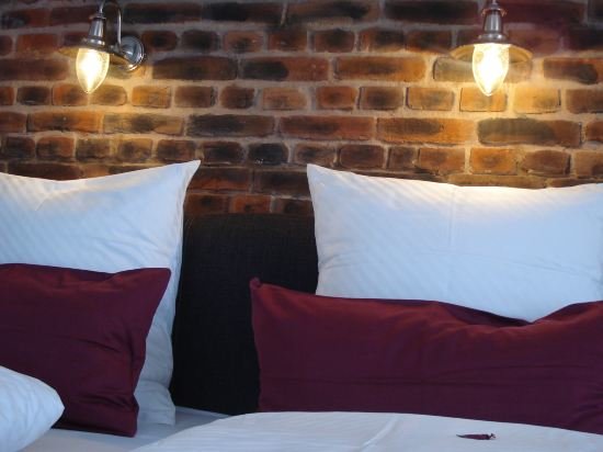 Das Kleine Hotel Lahnau — Wetzlar