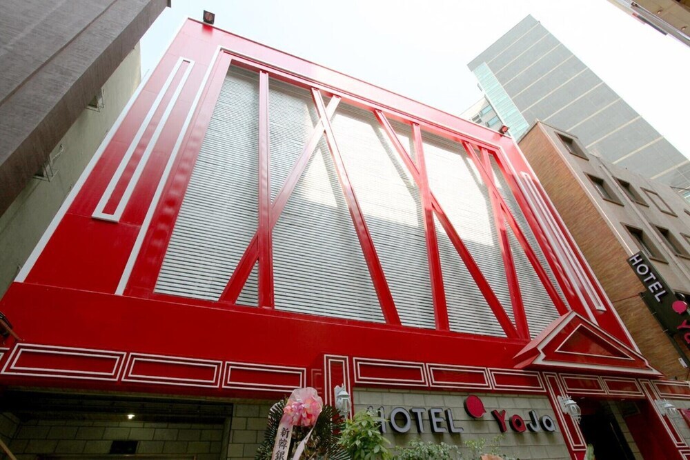 Sinchon Yaja - last minute hotel in Seoul
