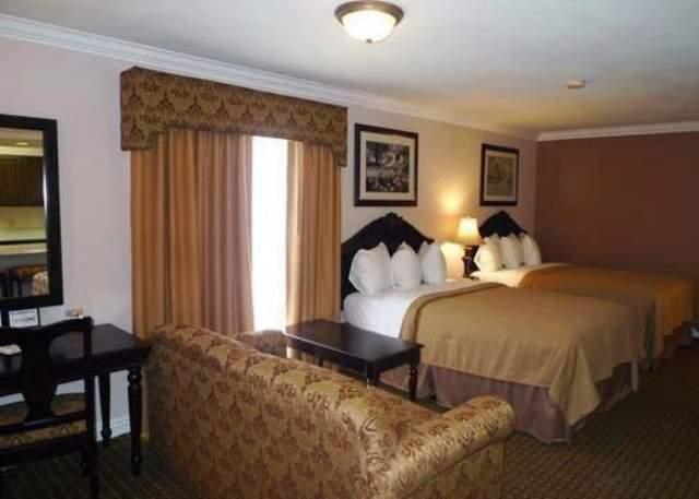 Quality Suites Anaheim Stadium - photo 5