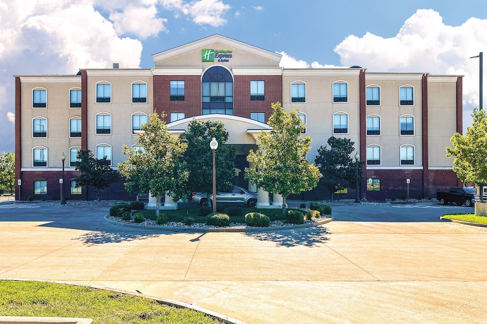 Holiday Inn Express Hotel & Suites Ennis by IHG - photo 33