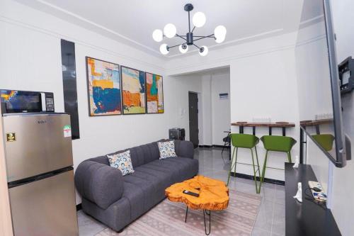Modern 1BR and SQ Homey Comfort
