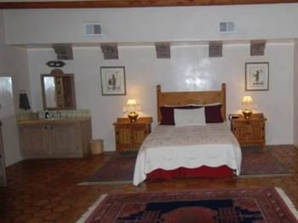 The Inn At The Delta - photo 3