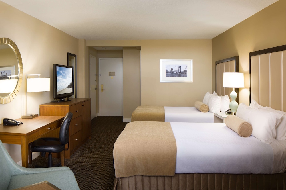 DoubleTree by Hilton Hotel Jacksonville Riverfront - photo 19