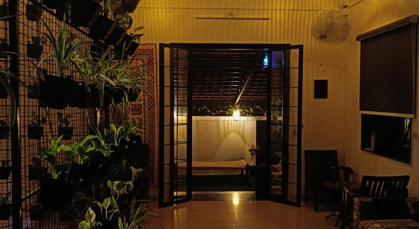 Collection O Hotel Atithi Executive in Pune, India