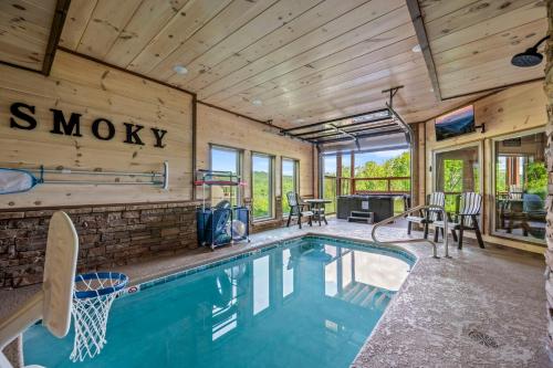 4bdr Views Pool Hot Tub Location and Fun in Gatlinburg, United States