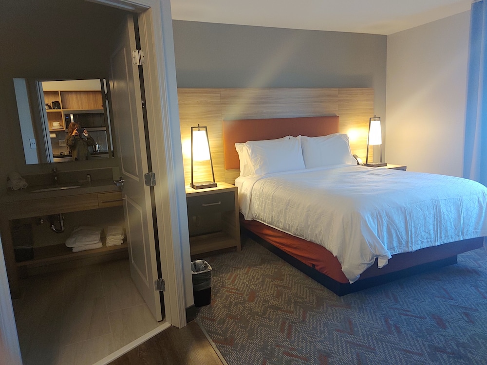 Candlewood Suites Columbia by IHG - photo 12