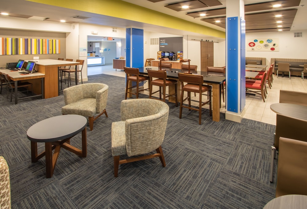 Holiday Inn Express Hotel & Suites Roseville Galleria Area by IHG - photo 106