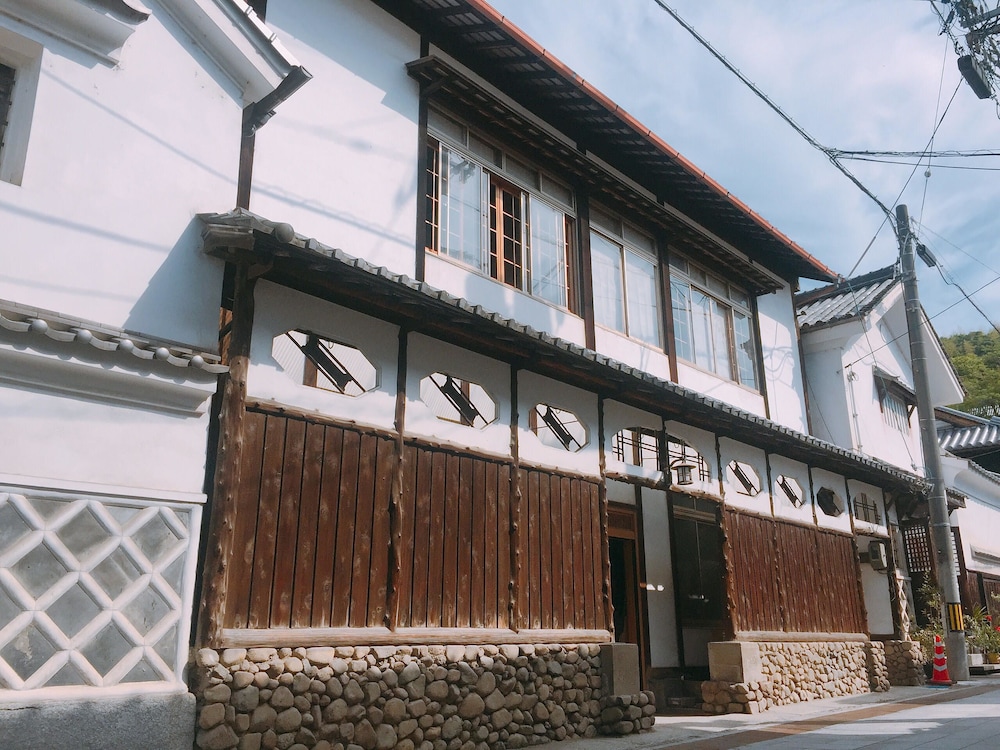 Nipponia Hotel Takehara Saltworks Town — hotel in Takehara
