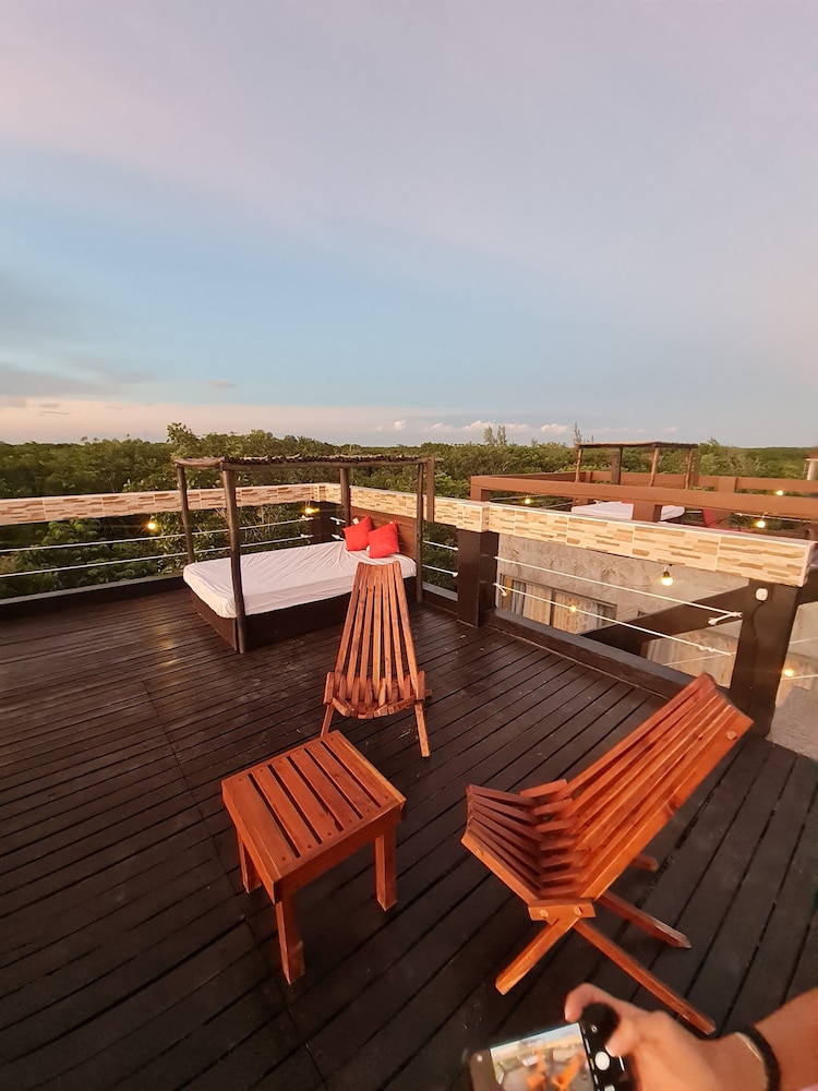 Sunset Bungalows - carbon neutral hotel in Tulum