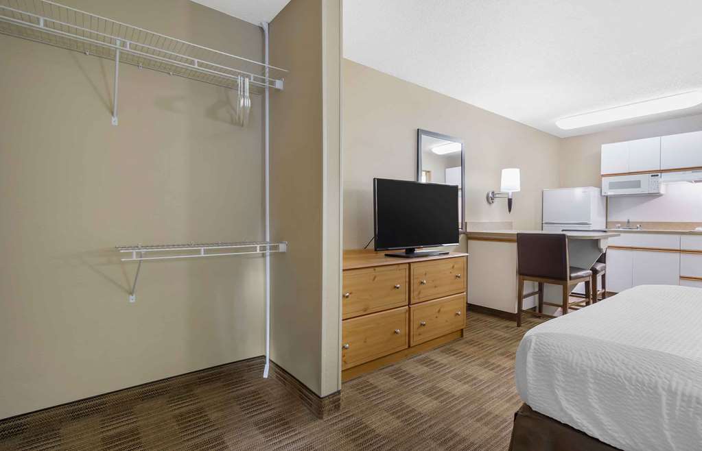 Extended Stay America Suites Seattle Bellevue Factoria - photo 13