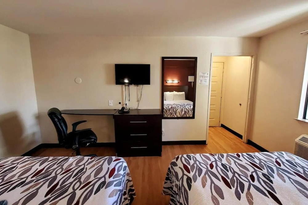 California Inn & Suites Rancho Cordova Sacramento - photo 14