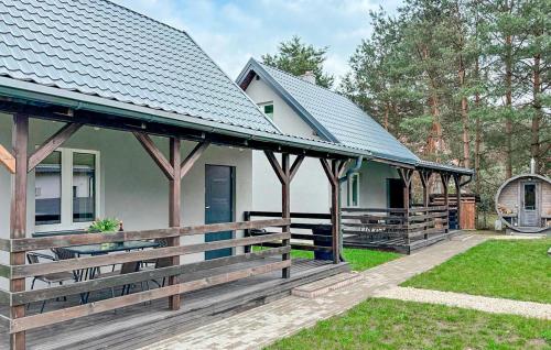 2 Bedroom Awesome Home In Ostroda — 4-Star Luxury Hotel in Ostroda, Poland