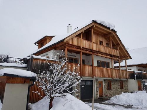 Panorama Chalet Amadé — 4-Star Luxury Hotel in Mauterndorf, Austria