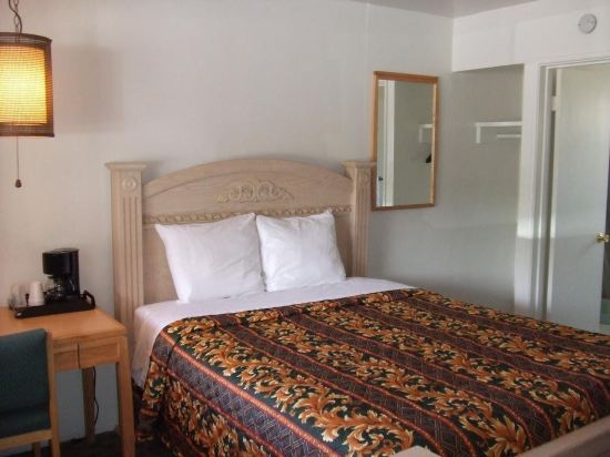 Mount N Lake Motel - photo 14