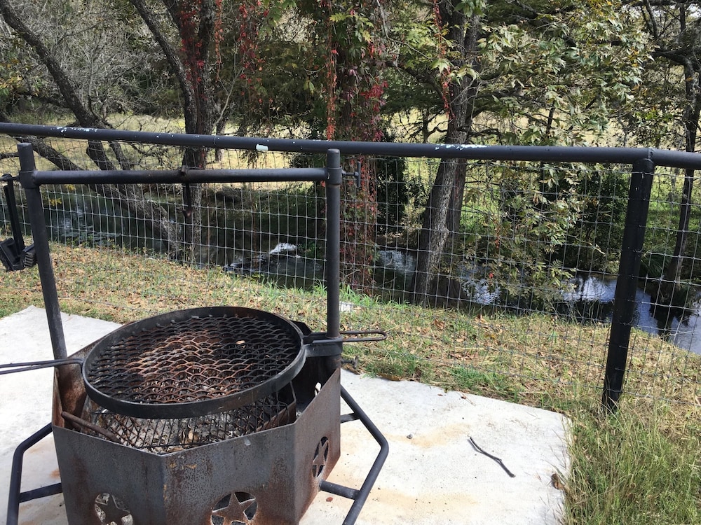 Frio Springs Lodges - photo 30