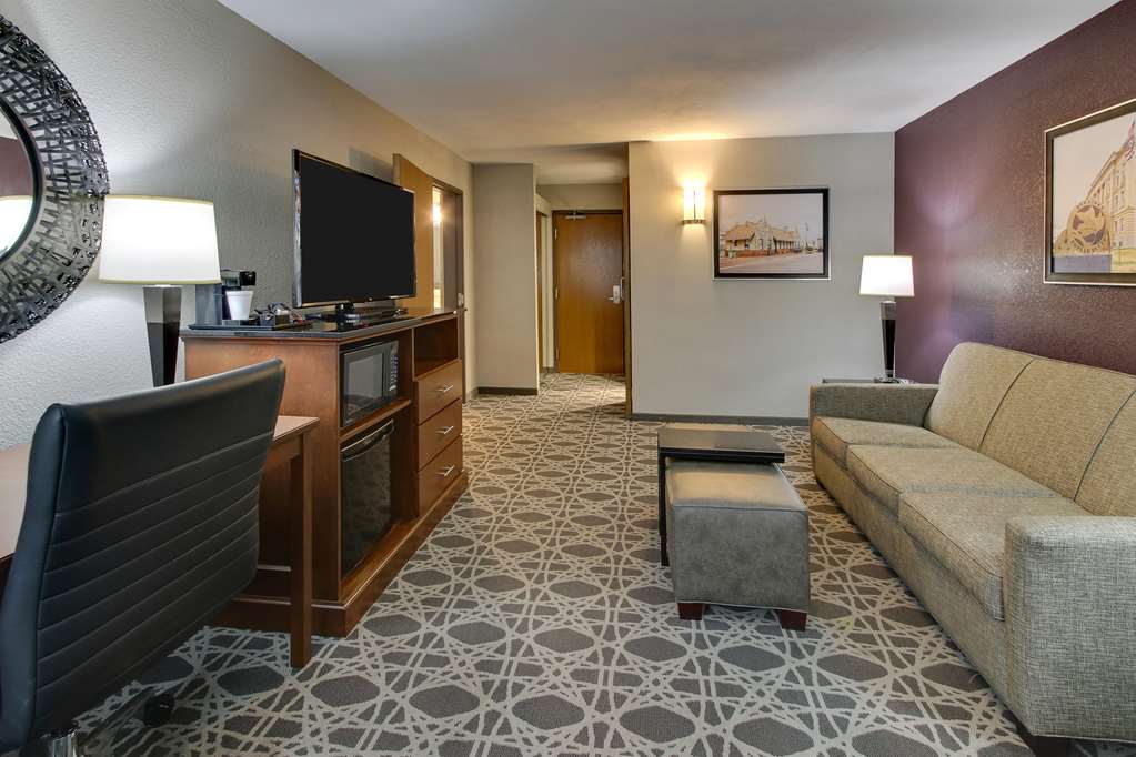 Drury Inn & Suites Poplar Bluff - photo 15