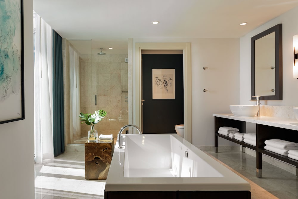 Kimpton Epic Hotel By Ihg - photo 41