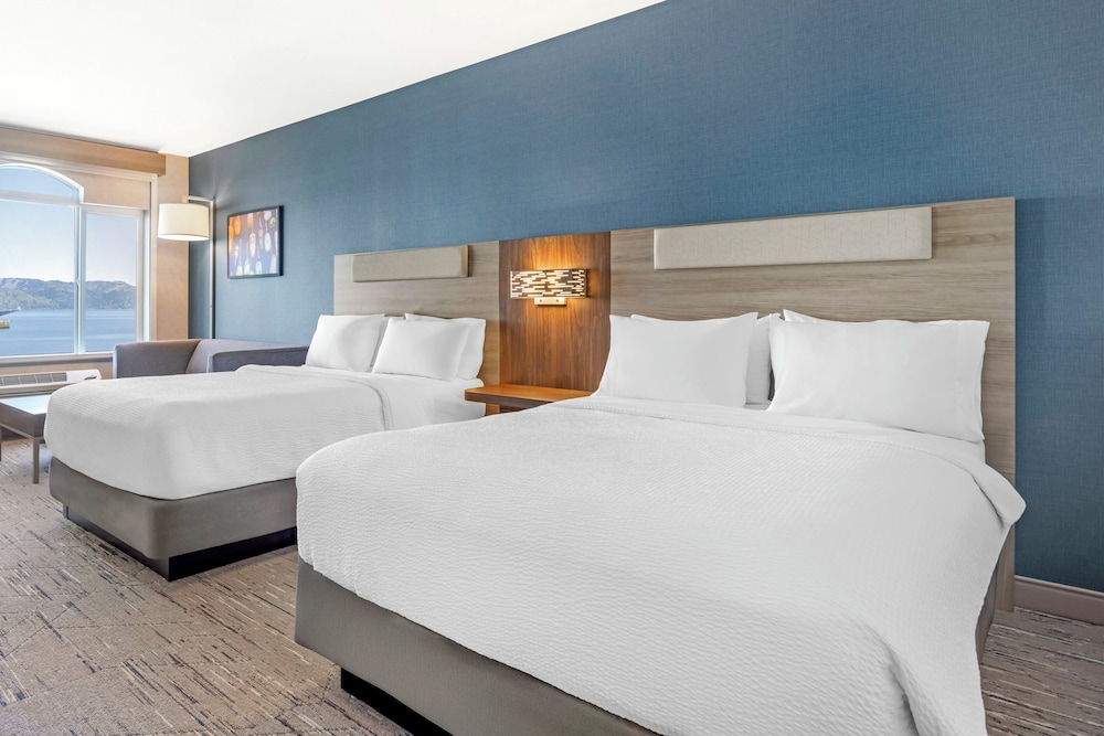 Holiday Inn Express & Suites Astoria by IHG - photo 19