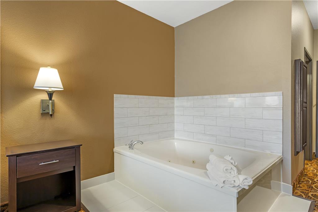Best Western Northwest Inn - photo 16