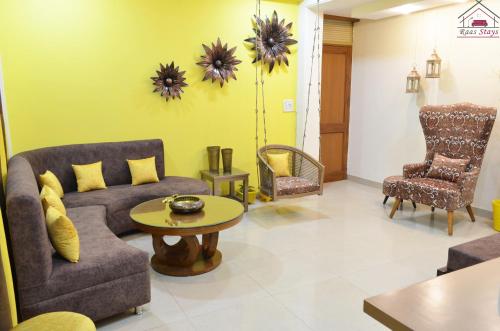 Spacious 2BHK prime location with big Livingroom 8 — 4-Star Luxury Hotel in New Delhi, India