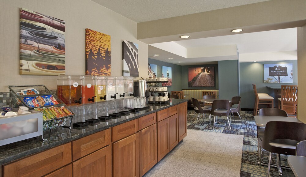 Georgetown Suites Harbour - photo 19