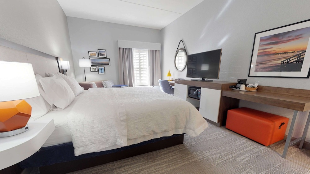 Hampton Inn St. Simons Island - photo 6