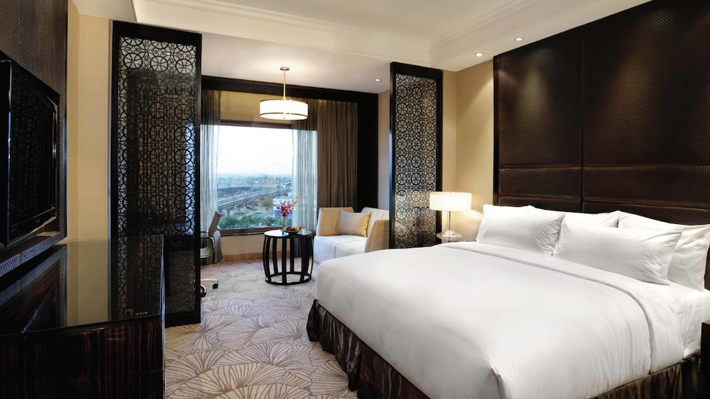 Crowne Plaza New Delhi Mayur Vihar Noida by IHG — New Delhi — photo 4