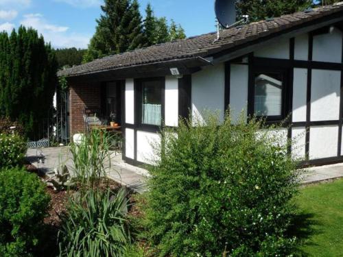 Ferienhaus Hennesee - carbon neutral hotel in Meschede