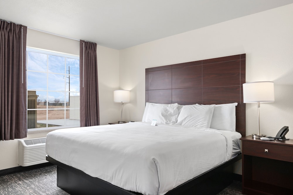 Cobblestone Inn & Suites Yuma - photo 34
