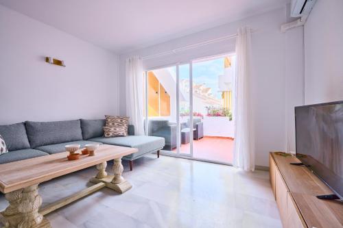 Puerto Banus Los Corales — 4-Star Luxury Hotel in Marbella, Spain