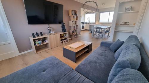 Le Landouzy #Parking#Netflix in Chamalieres, France