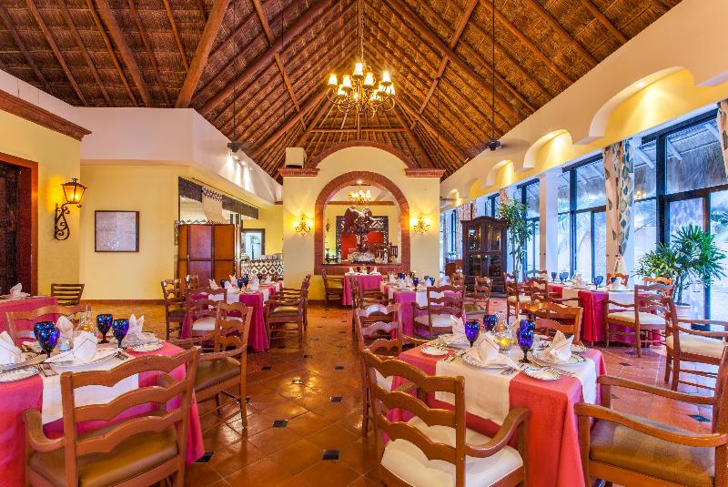 Now Sapphire Riviera Cancun