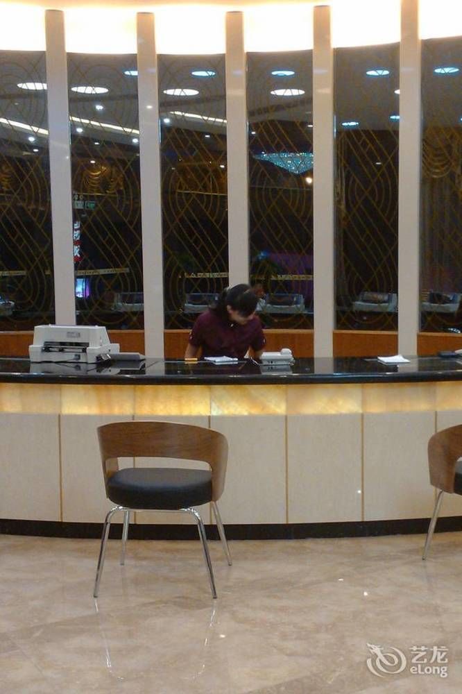 Heyuan Business Hotel — hotel in Guangzhou