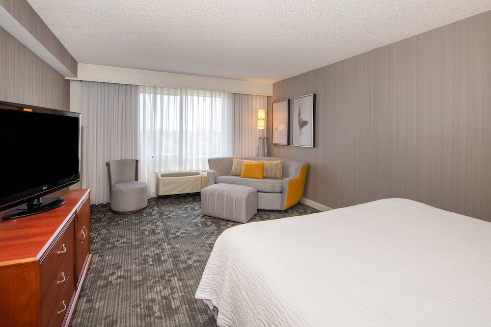 Courtyard by Marriott Newark Silicon Valley - photo 11