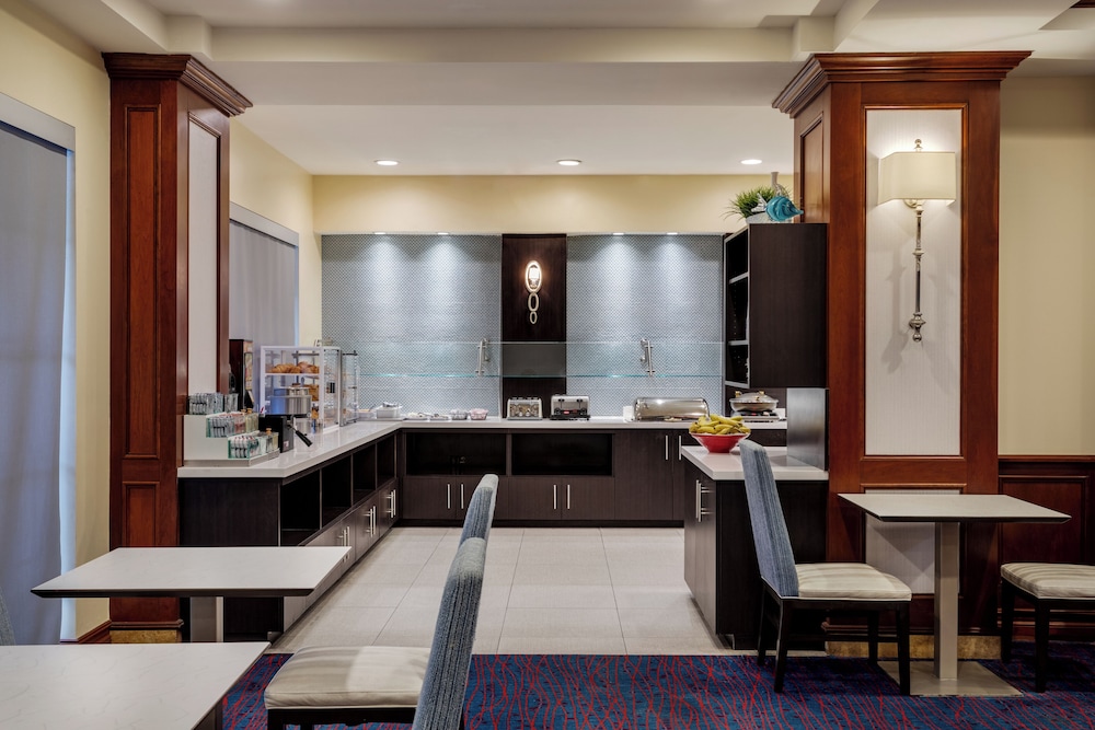 The Atlantic Suites on the Ave - photo 39
