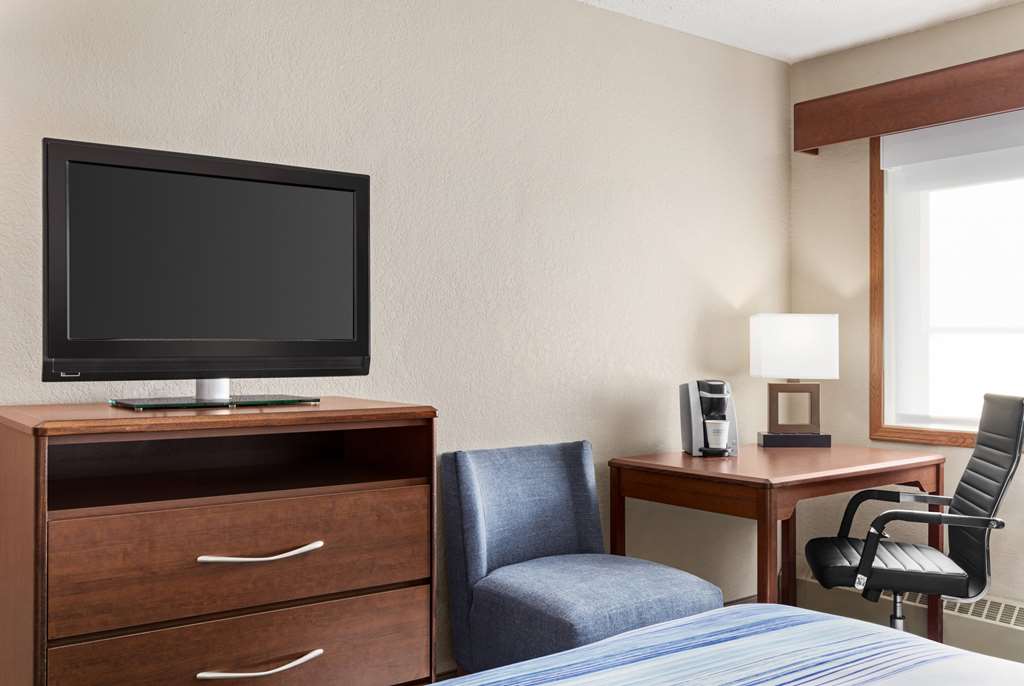 AmericInn by Wyndham Roseau - photo 29