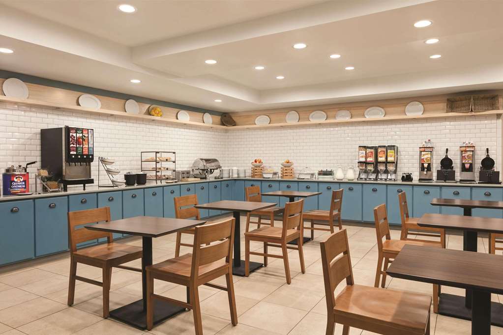Country Inn & Suites by Radisson Petersburg VA - photo 15