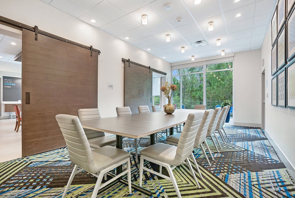 Holiday Inn Express Jacksonville South Bartram Prk - photo 49