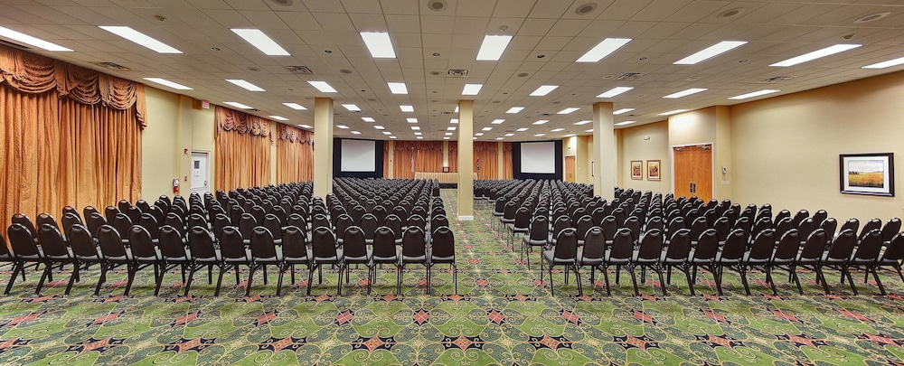 Historic Whispering Woods Hotel & Conference Center - photo 19