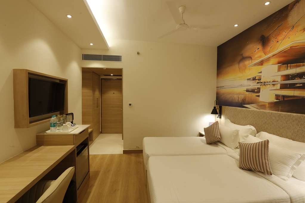 Tulip Inn Zirakpur — Basi — photo 4