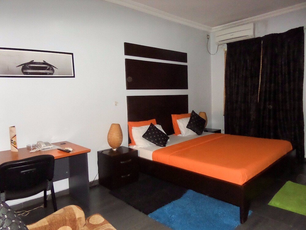 Precinct Comfort Services Yaba — Lagos — photo 3