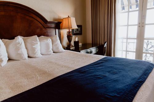 The Hotel Paisano - photo 18